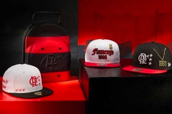 New Era e Flamengo relançam collab após 11 anos com coleção que resgata legado histórico do clube