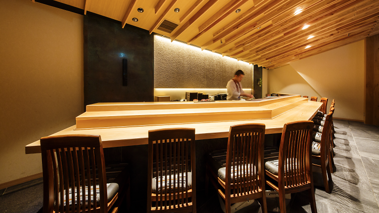 Sushi Delights: Budget-Friendly Omakase Experiences in Tokyo