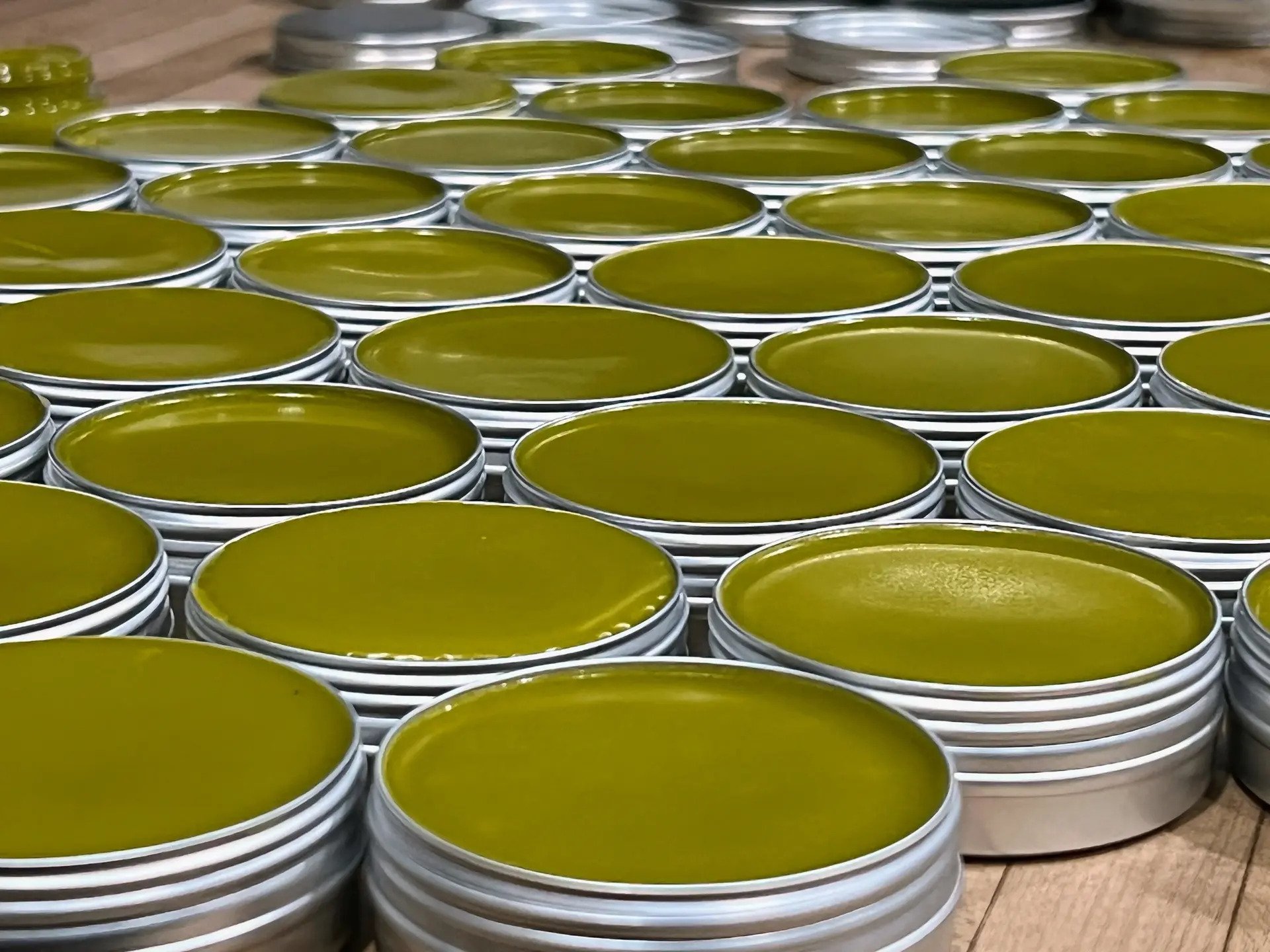 4 Study-Backed Benefits of Comfrey: What Clinical Research Says