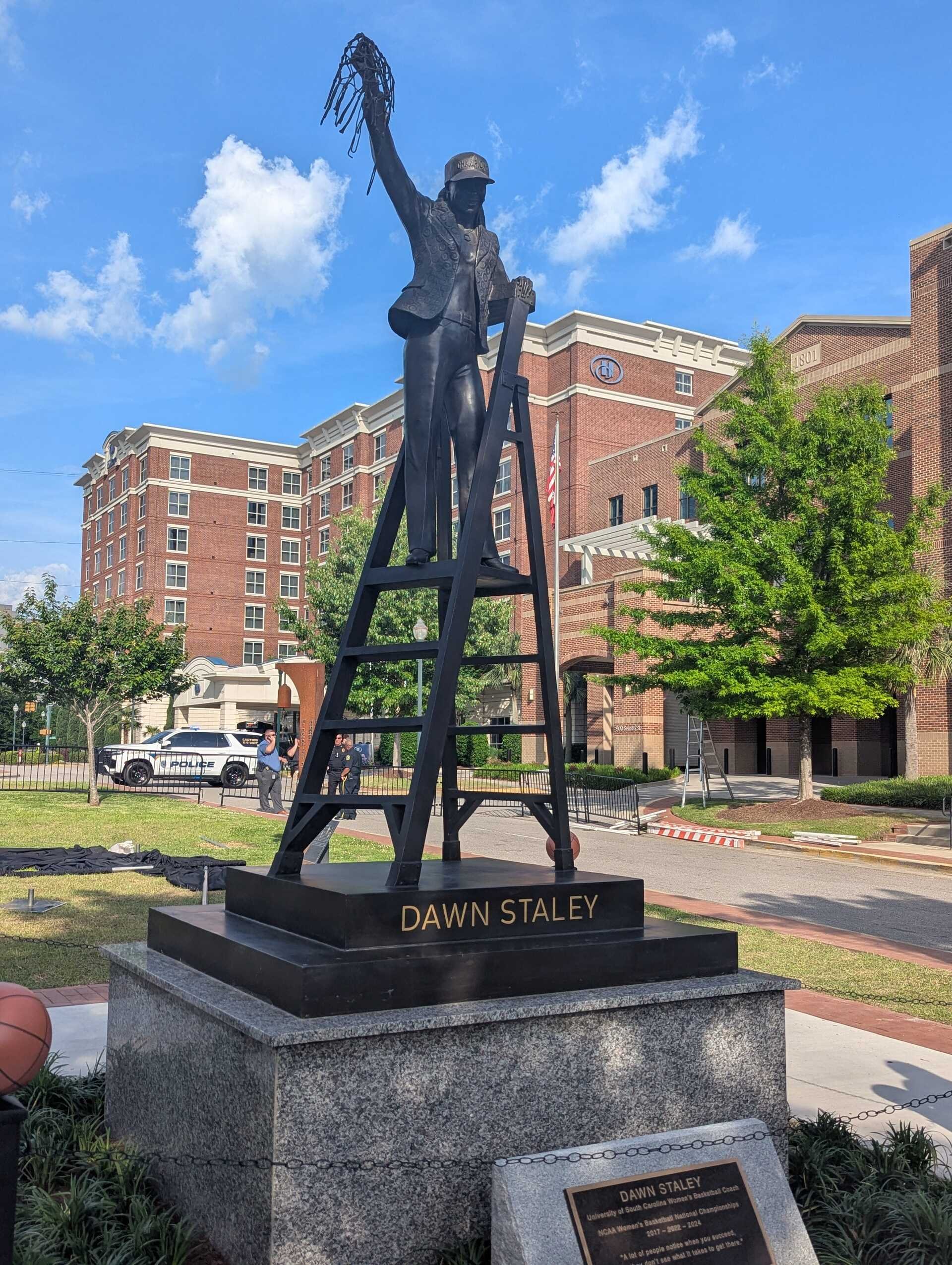 Dawn Staley Helps Aflac Put Their Money Where Their Mouth Is In Supporting Women's Basketball 
