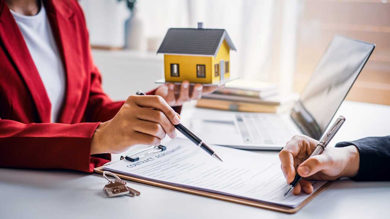 Thinking About a Change in Condo Management? Here's How to Do It Right