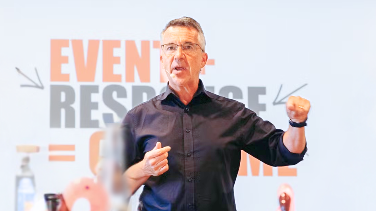 Lead Change with Clarity 🧭