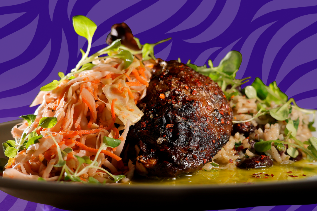 😋🤱 A restaurant made for ... your mom?