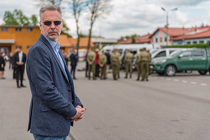 No Cutting: Get To The Back Of The Line