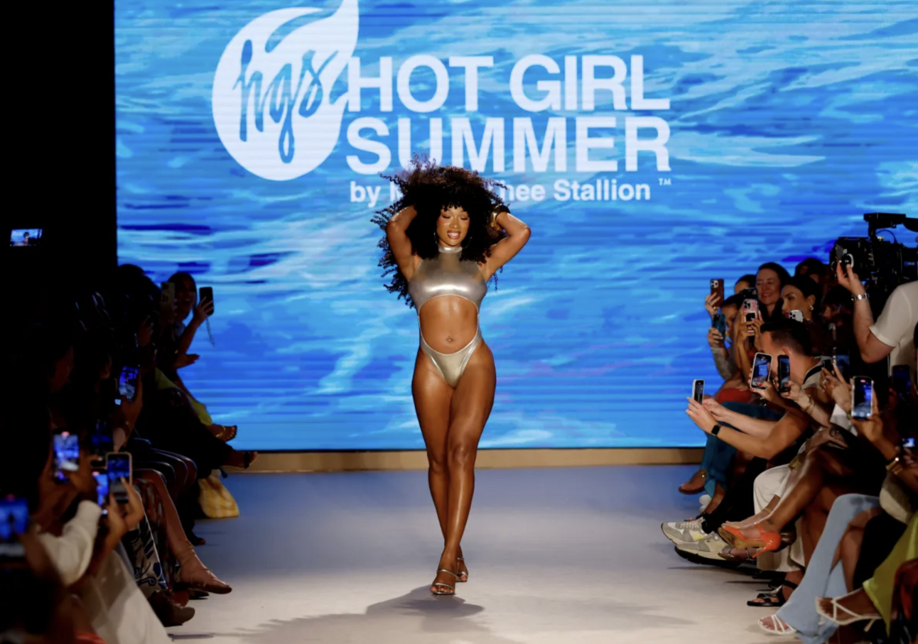 👙Hotter Than Brickell Asphalt at Noon