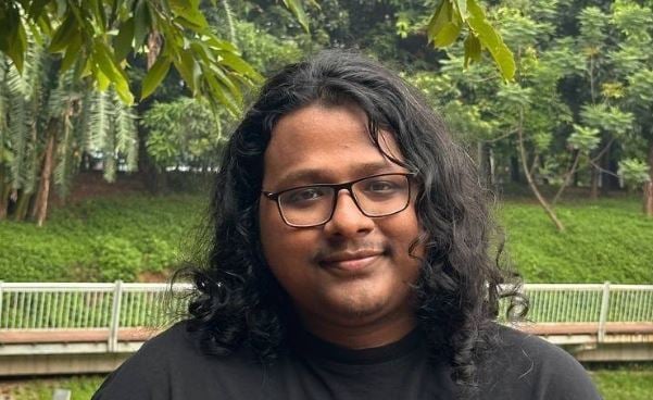 How Arif finds customers for his neobrutalism-styled component library