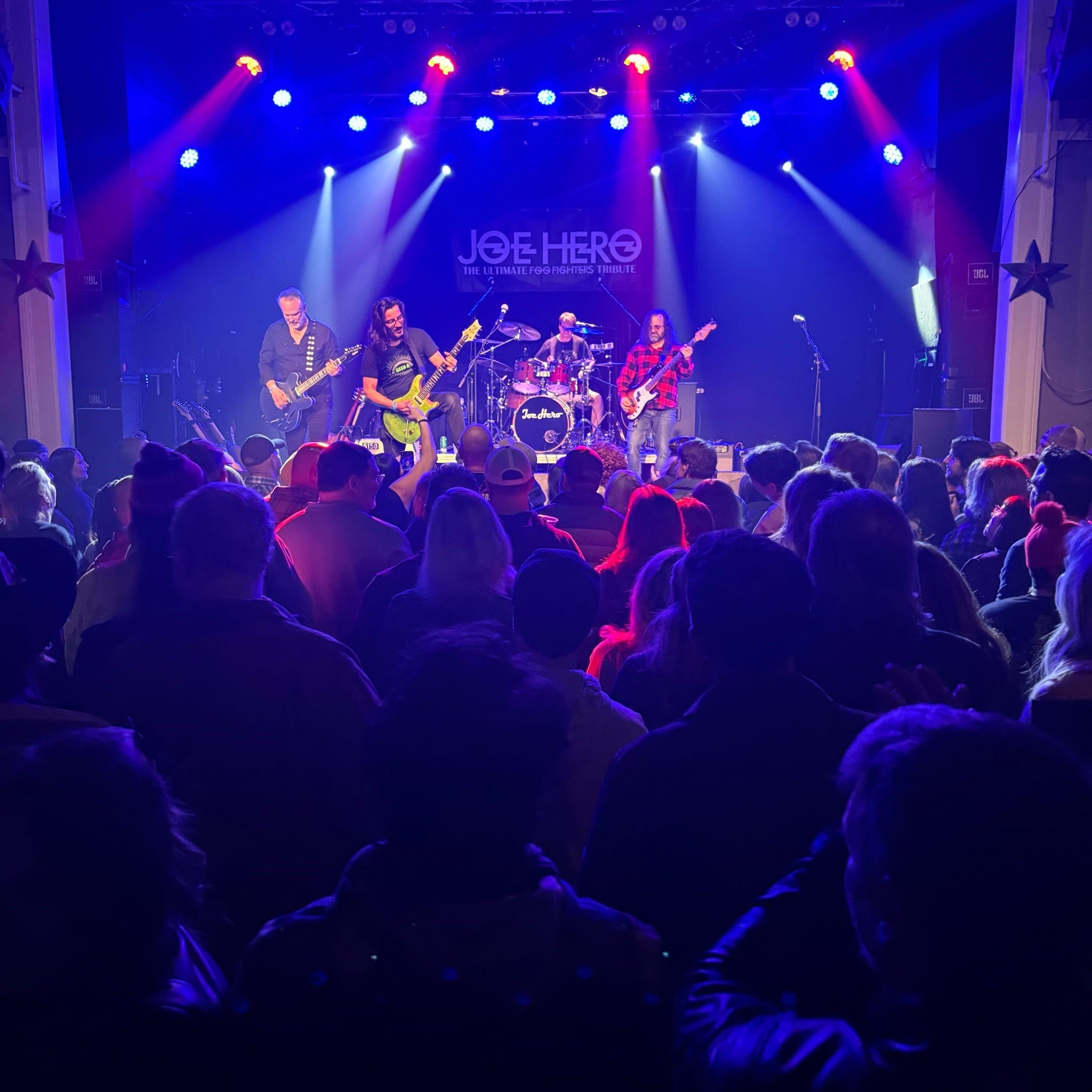 🌳 A basketball showdown and a Foo Fighters tribute band