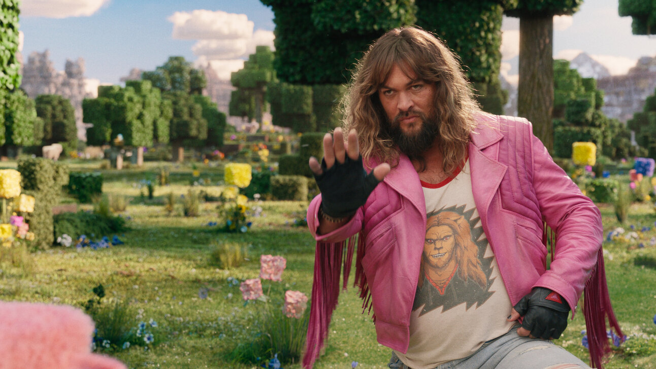 A star of The Minecraft Movie doesn't let his kids play video games & I agree with him