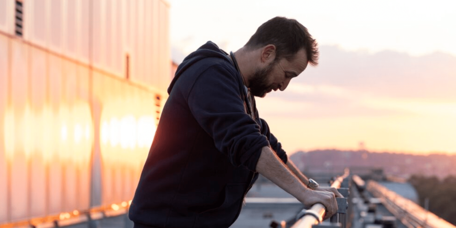 The Pitt’s Mass Casualty Event Episode Was the Calmest 40 Minutes of TV This Week, and That’s Weird, Right?