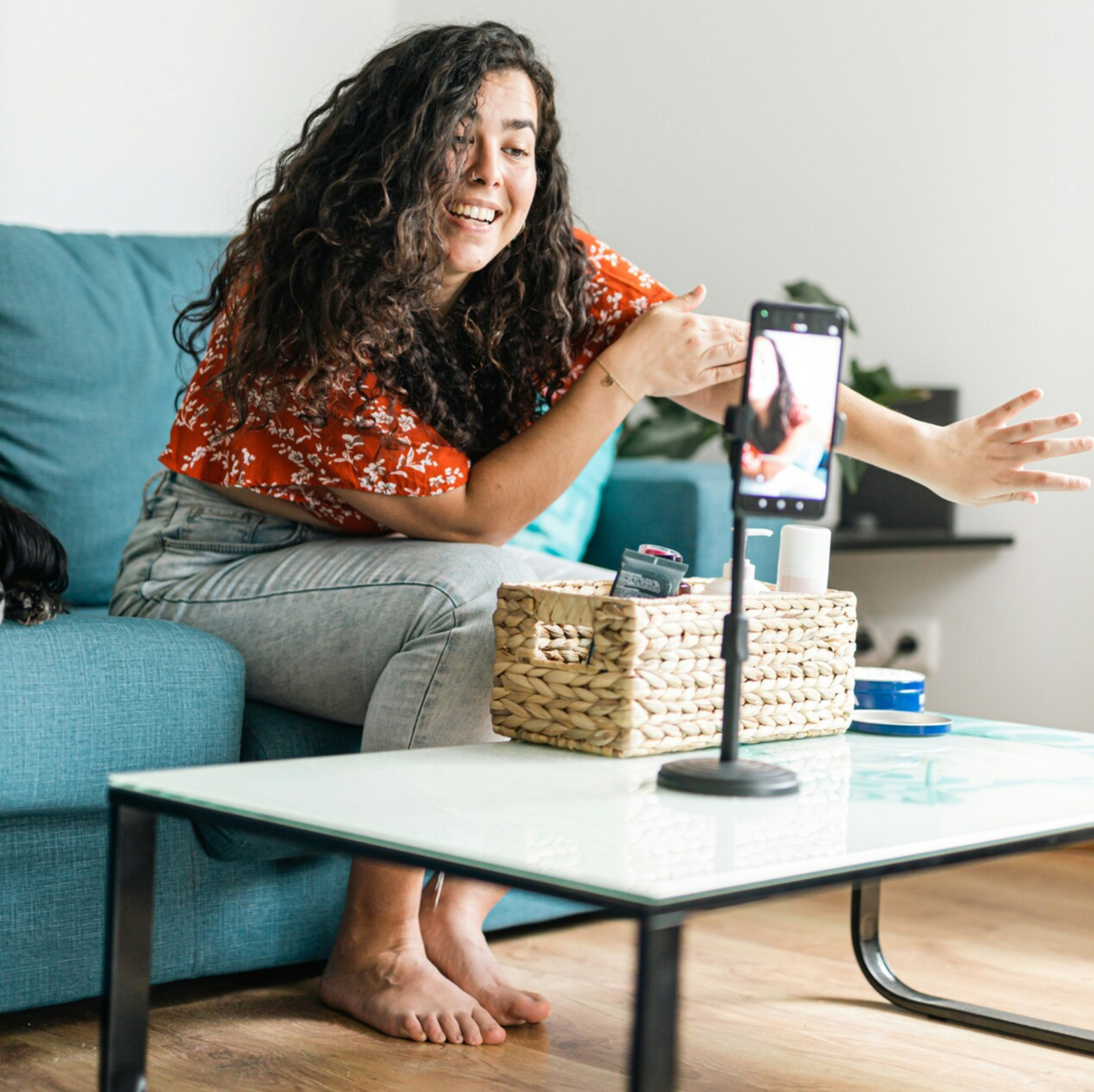 Study shows people increasingly getting news from social media