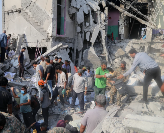 Iran vs US Standoff Intensifies as Strait of Hormuz Crisis Drives Oil Prices Higher