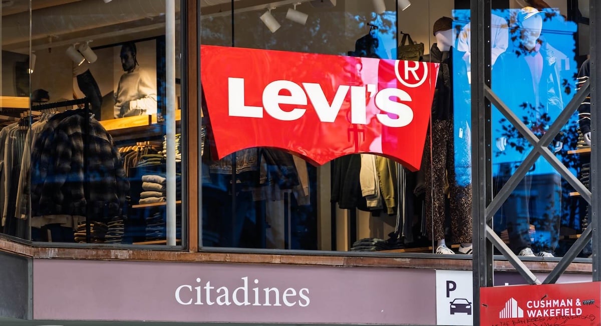 Levi's just crossed 50% DTC. Allbirds just sold for 1.8% of its peak value.