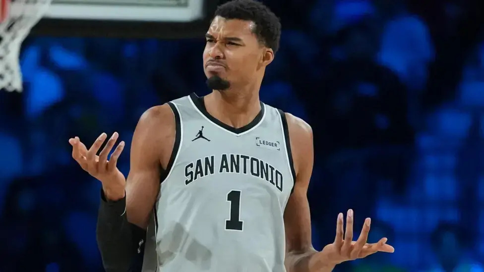 Send Mike McDaniel to Michigan (as a reward)