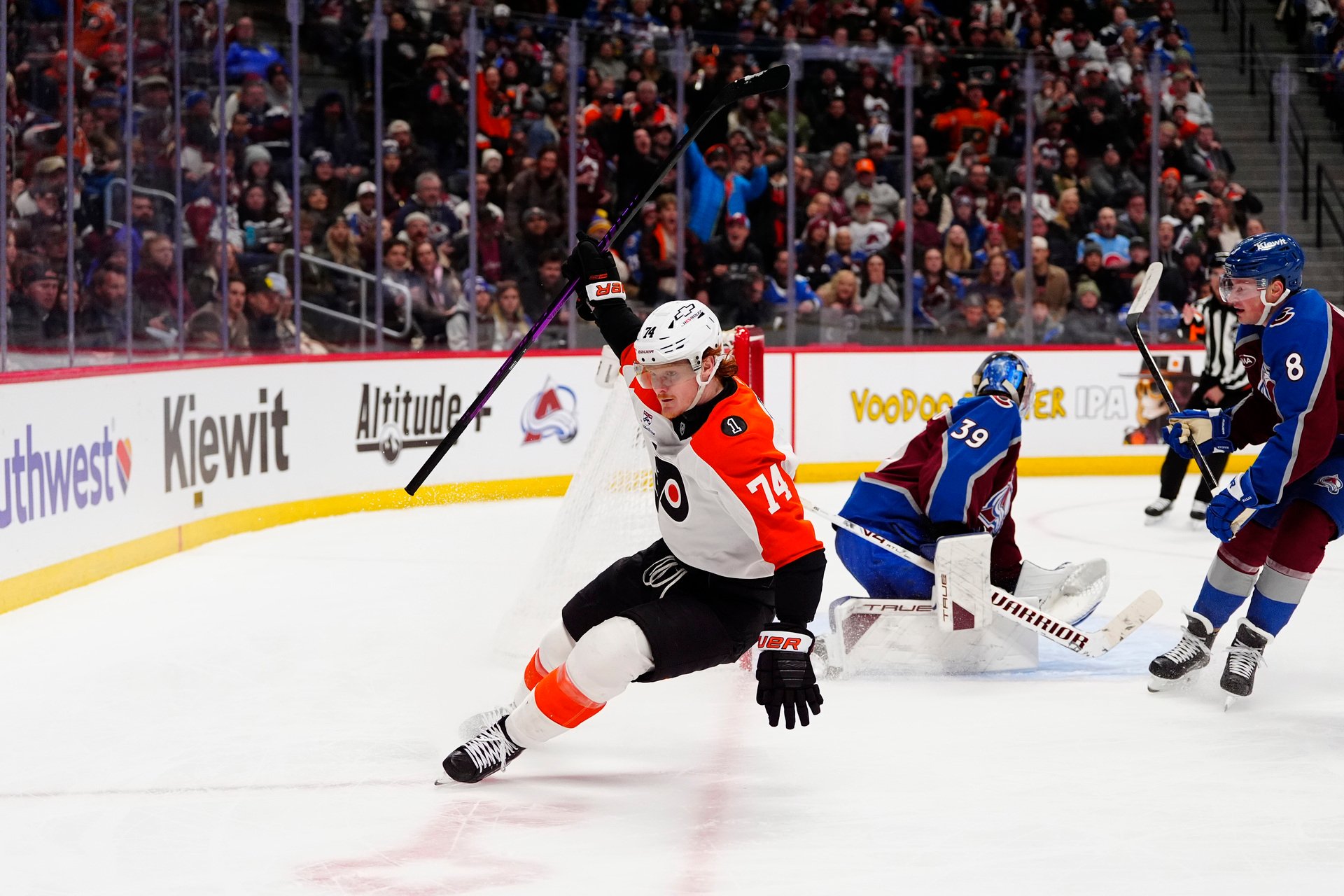 The Red Rifle stuns the Avs