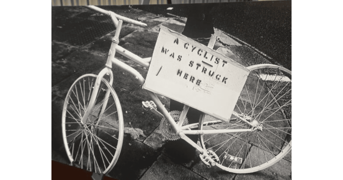 🚸 Sidewalks and Speeders 