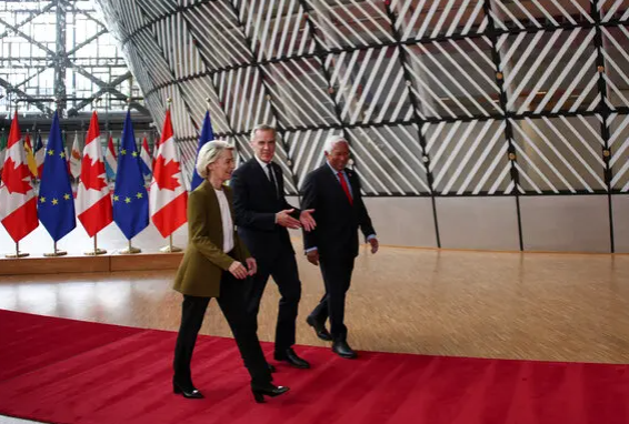 Trump’s NATO Pressure Backfires as Canada and EU Strengthen Military Ties