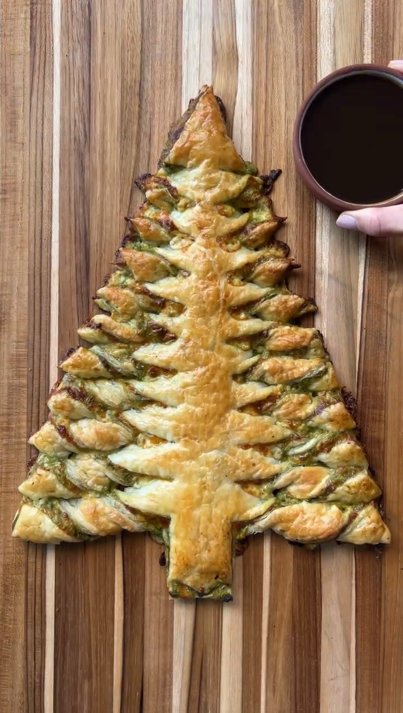 Chutney Cheese Christmas Tree