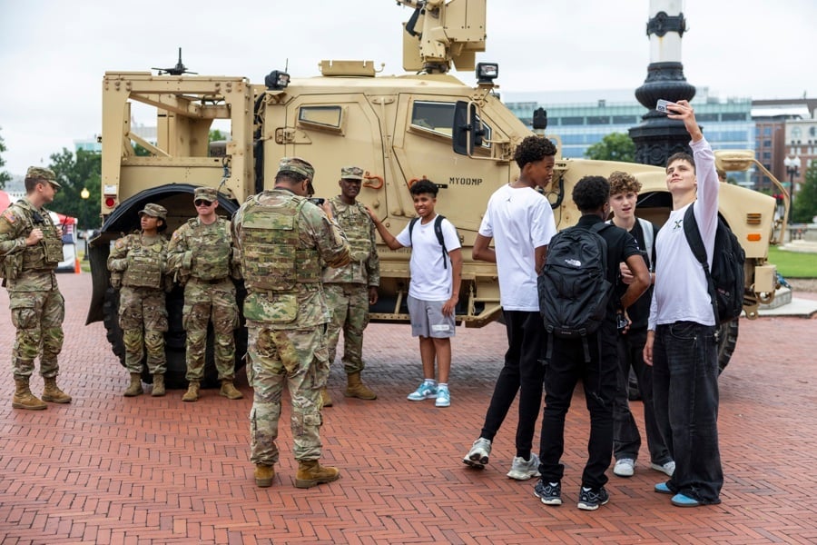 🚨 Tropas out: la Guardia dice bye