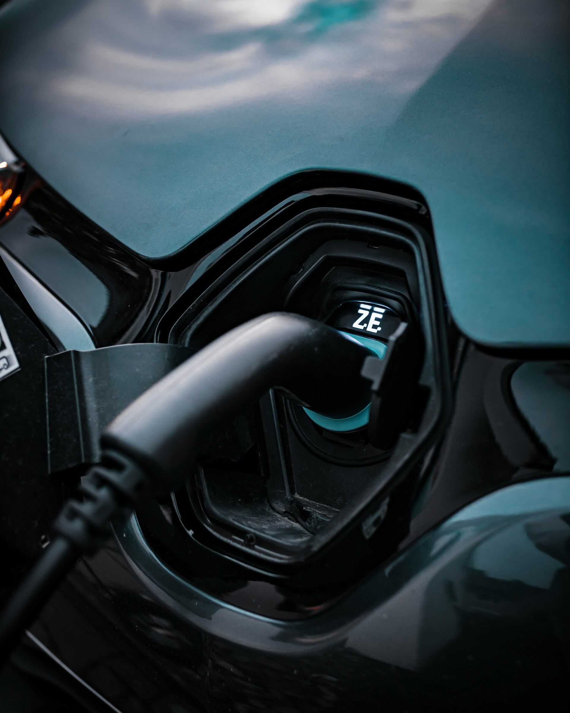 Fast Chargers for High-Traffic Retail and Travel Locations