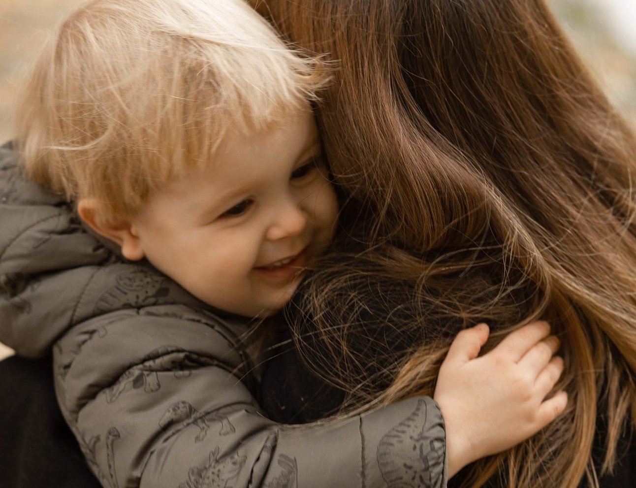 Ukrainian woman celebrates one year milestone in Calgary 