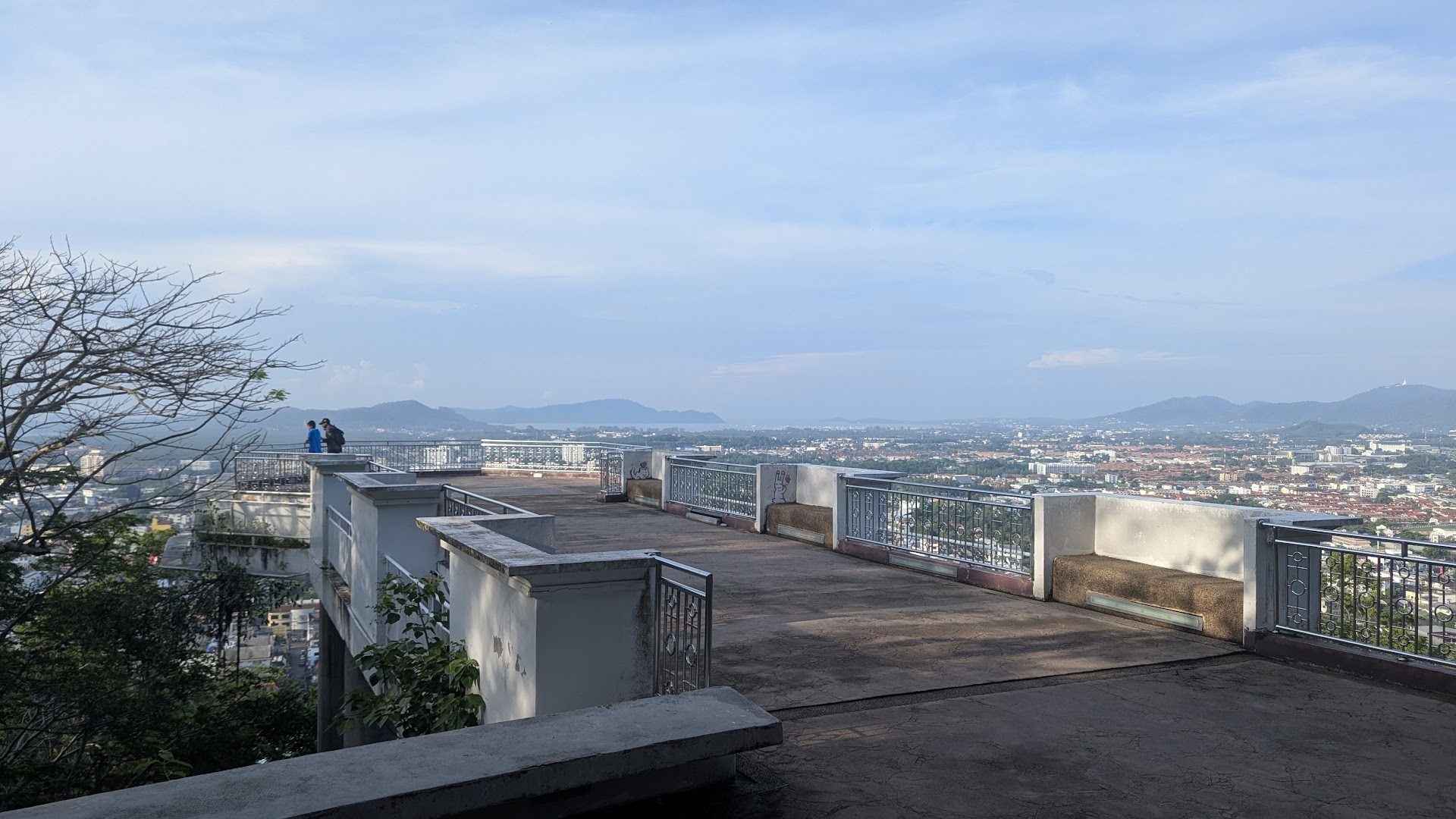 January Finds Its Island Tempo