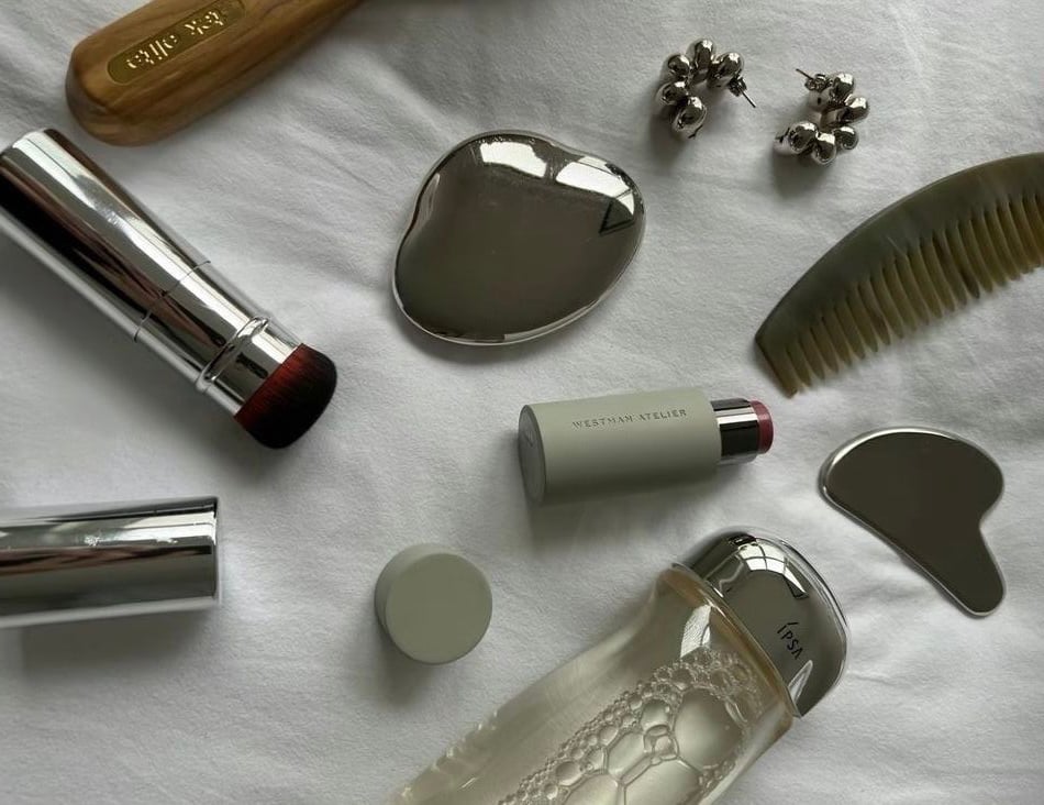 Grounding Morning Face Ritual