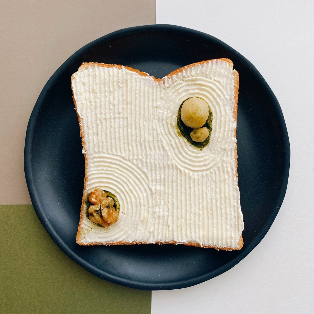 Zen Toast Slices Elevate the Humble Meal