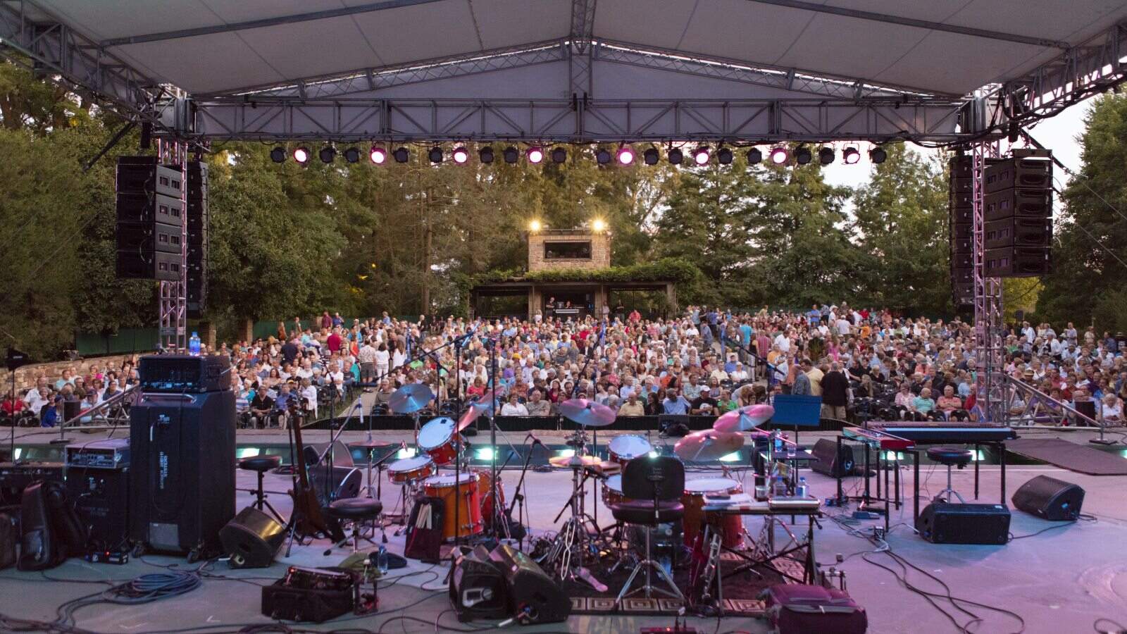 🎶 Longwood Gardens Summer  Performance Series | 🌿 Spackman-Davis Farm Invasive Plant Removal | 🥾 DARC Summer Camp Positions | 🥎 DARC Spring Softball