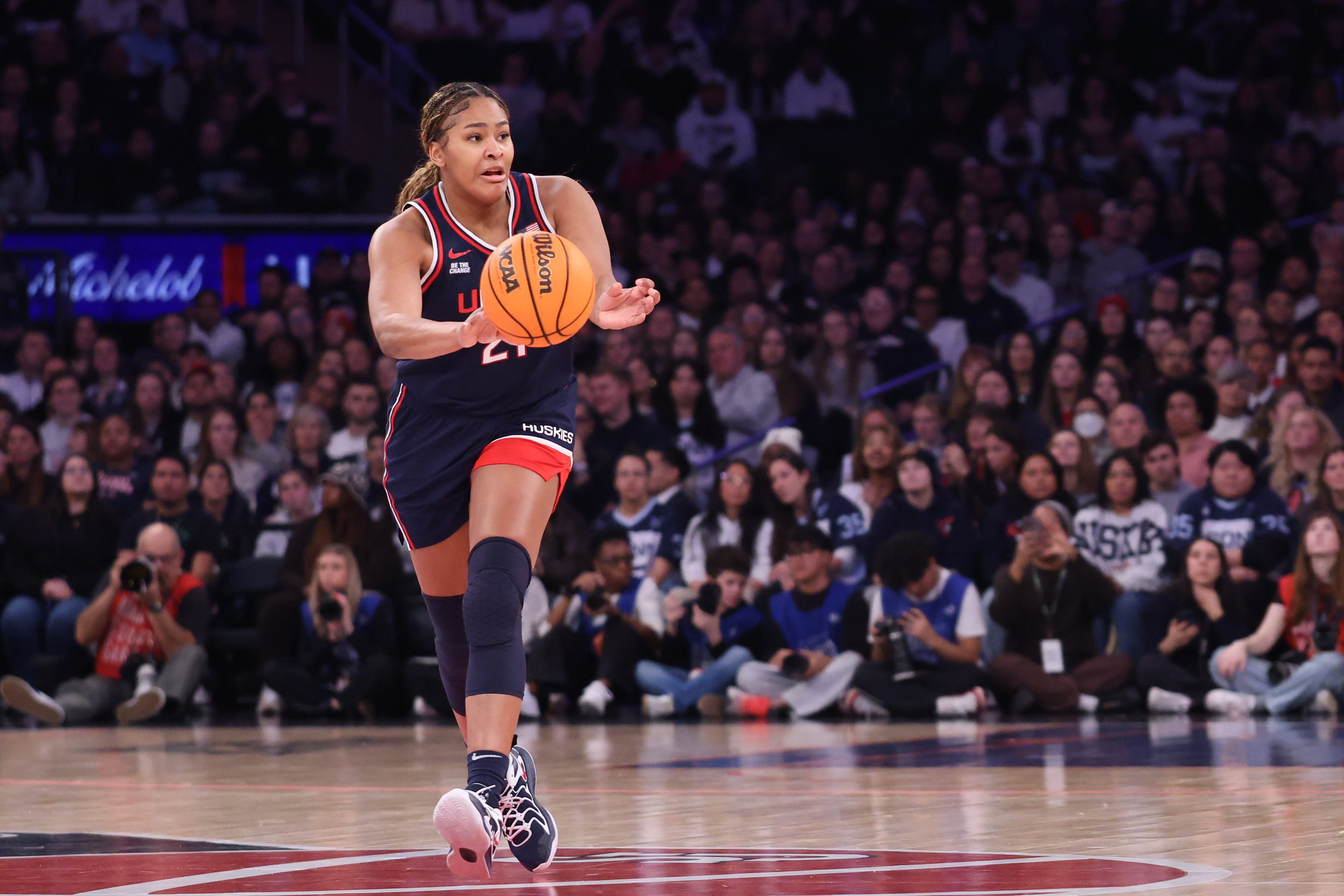 Sarah Strong named USBWA National Player of the Year