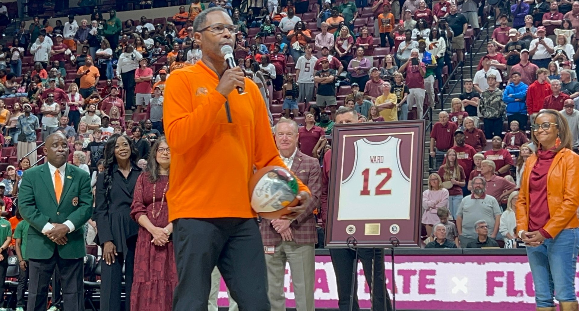 Watch: FSU retires Charlie Ward's No. 12 jersey in pregame ceremony