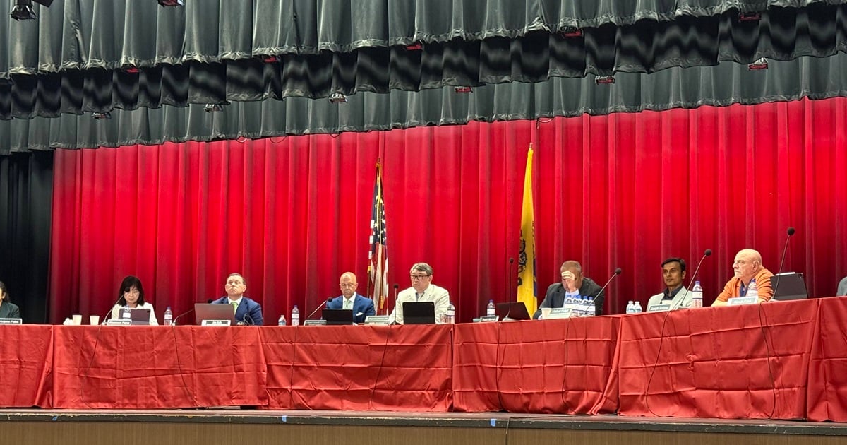 Edison schools drop transgender protections