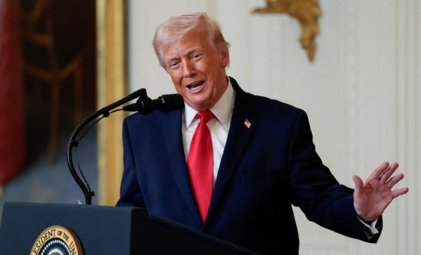 Trump Threatens Additional Strikes on Iran’s Kharg Island, Raising Global Oil Supply Fears