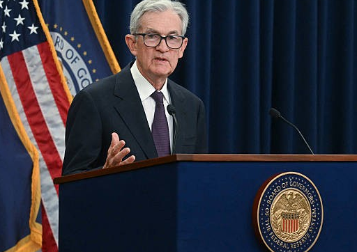 Fed Governor Signals Deeper Rate Cuts Ahead in 2026