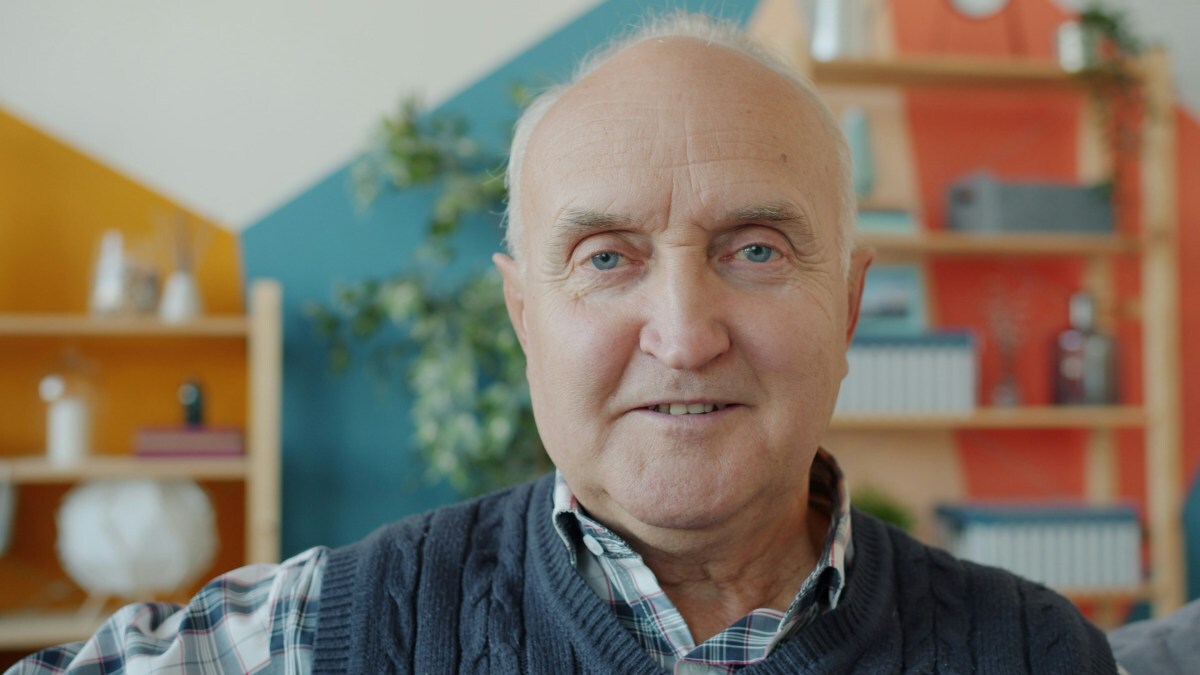 10 Essential Things to Do As a Senior Living Alone