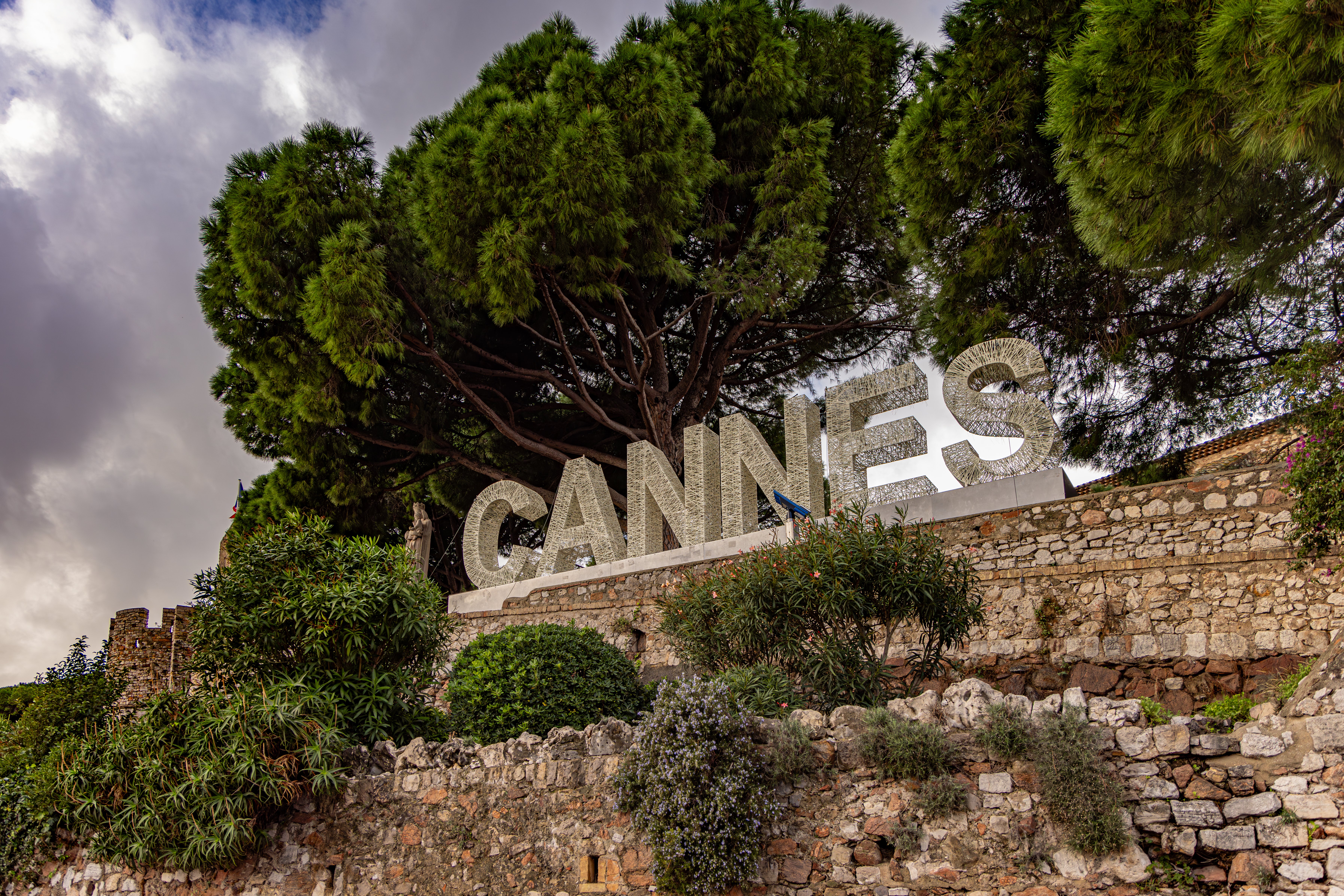 ⏳ Cannes Last Call, 25% Sacramento Rebates & $160k VFX Roles