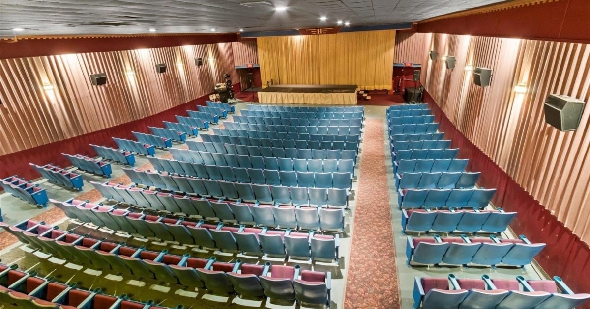 Hope's theatre is for sale for $1 million—but district not among suitors, mayor says