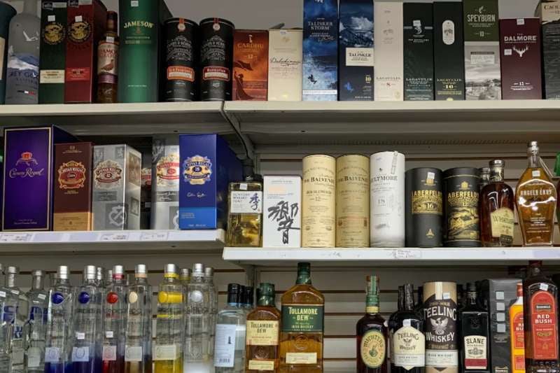 ¿No se puede comprar alcohol acá en Thanksgiving?