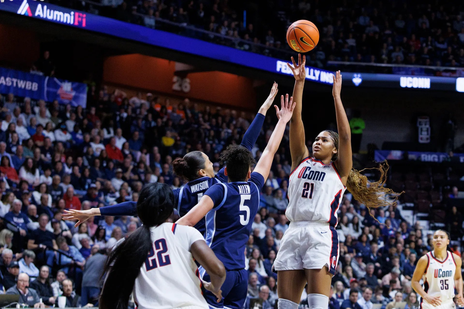 Sarah Strong wins three more National Player of the Year awards