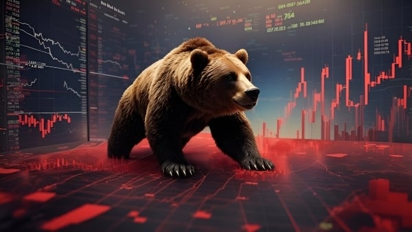 IT Giants Stumble: First revenue Dip since 2020, What’s Next for Investors?