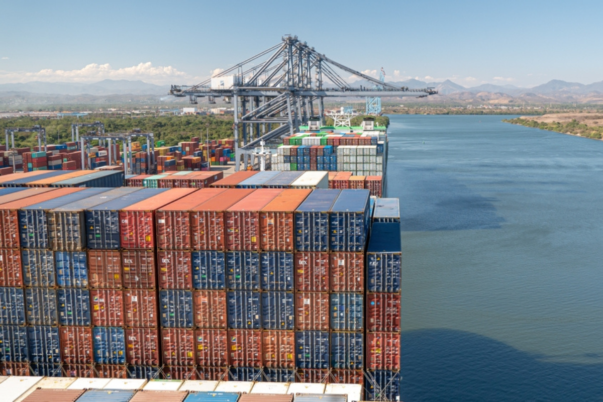 Trade tensions rise as U.S. accuses China of using Mexico as backdoor