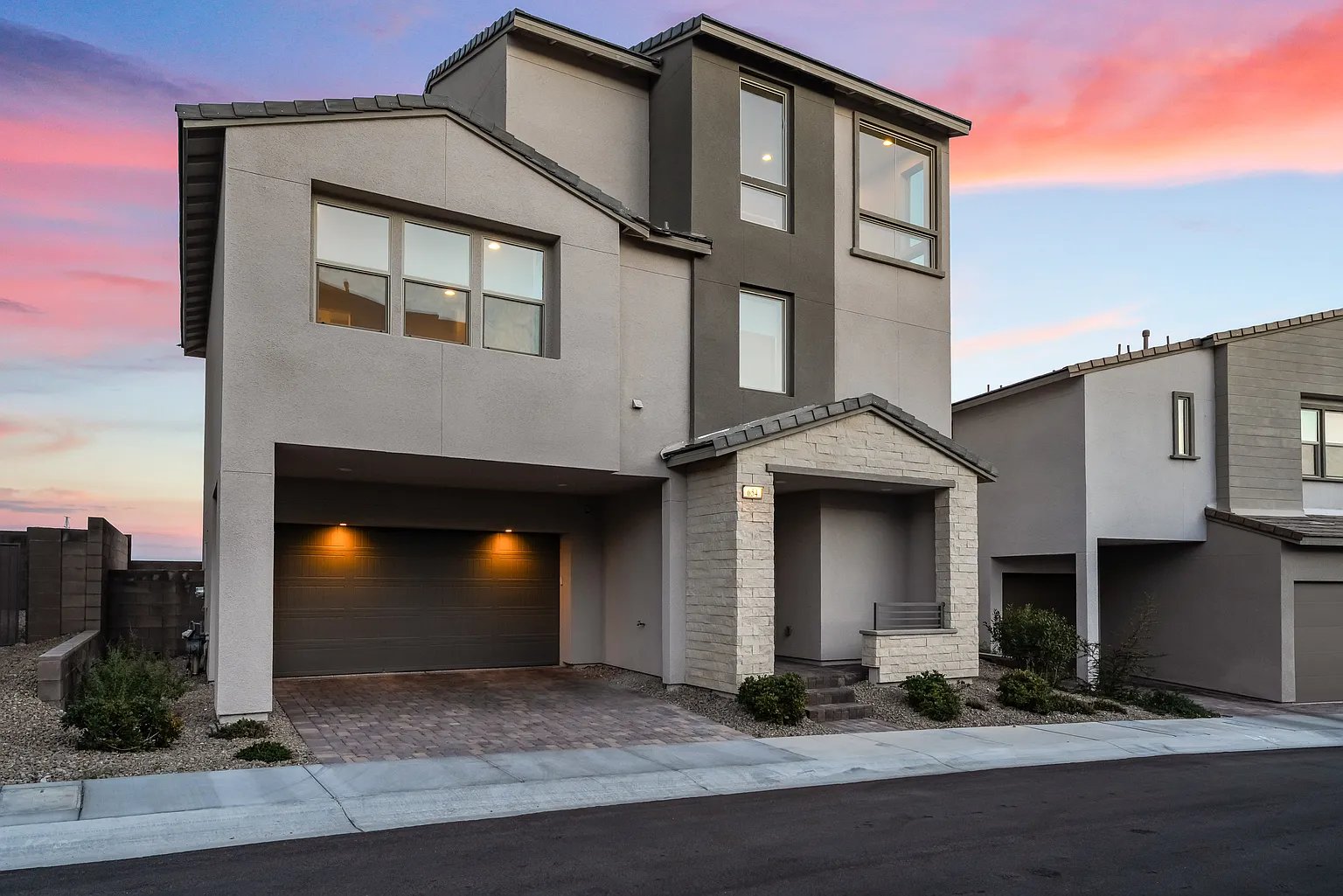 Luxury Home in Summerlin West: Amethyst Point Property Delivers Strip Views and Modern Design