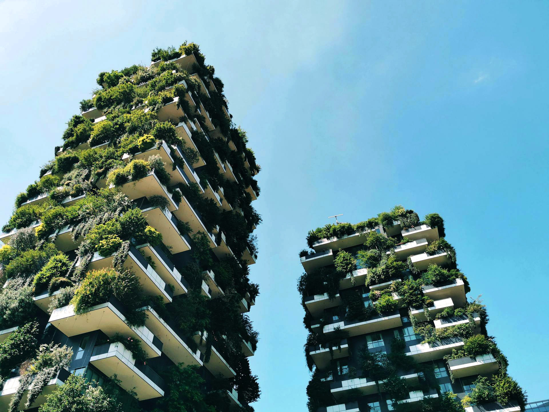 Milan’s Living Skyscraper Which is Redefining Urban Design