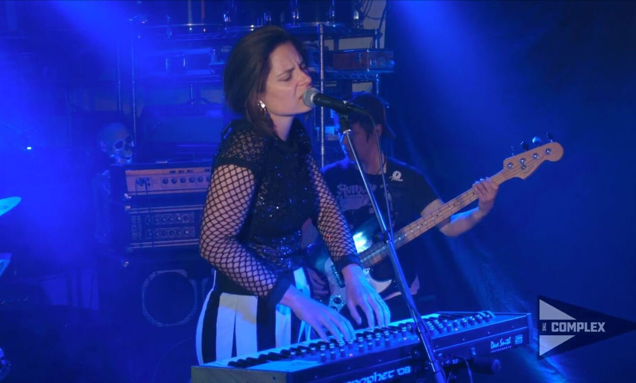 Artist LOUIZA : Putting Music Production on a Pedestal