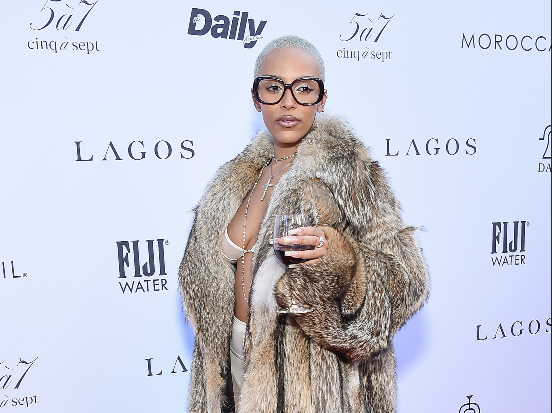 Doja Cat Tries to Swallow Microphone on Stage in Seoul