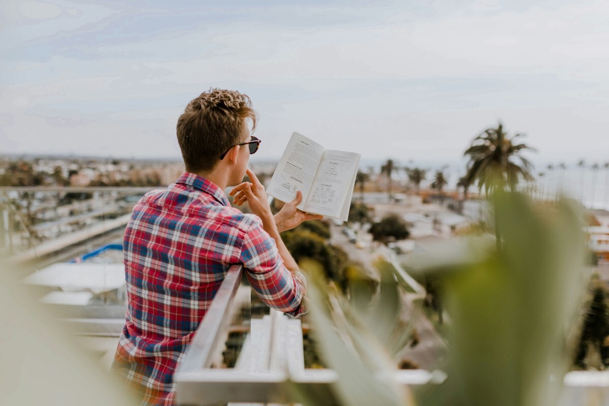 6 Game-Changing Books Every Entrepreneur Must Read for Success