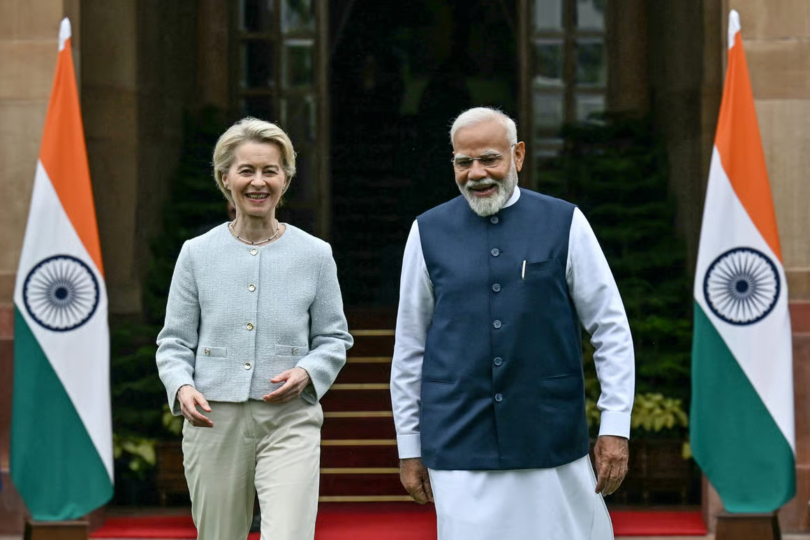 Oct 21: Global Eyes On Indian Banks, Startups Go Vertical 