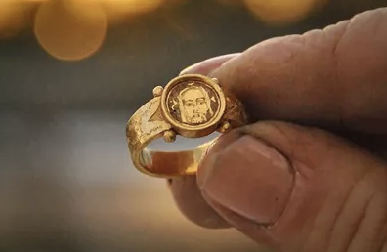  ✝️ Ancient Jesus Ring