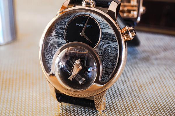 In-Depth: A Primer On Mother-Of-Pearl