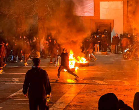 Trump Says “Help Is on the Way” After 2,000+ Die in Iran Protest