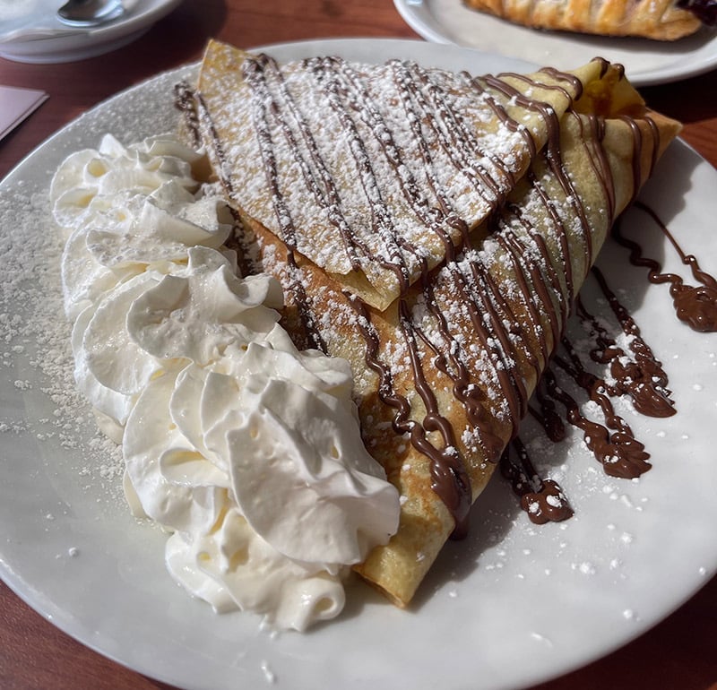 Orléans Food Spot Review - Cafe Latte Cino